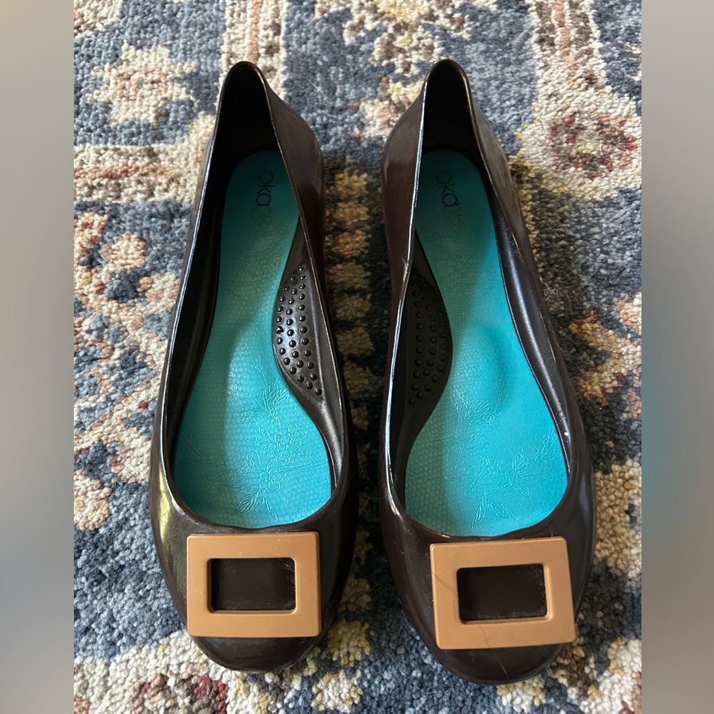 Oka b Flats